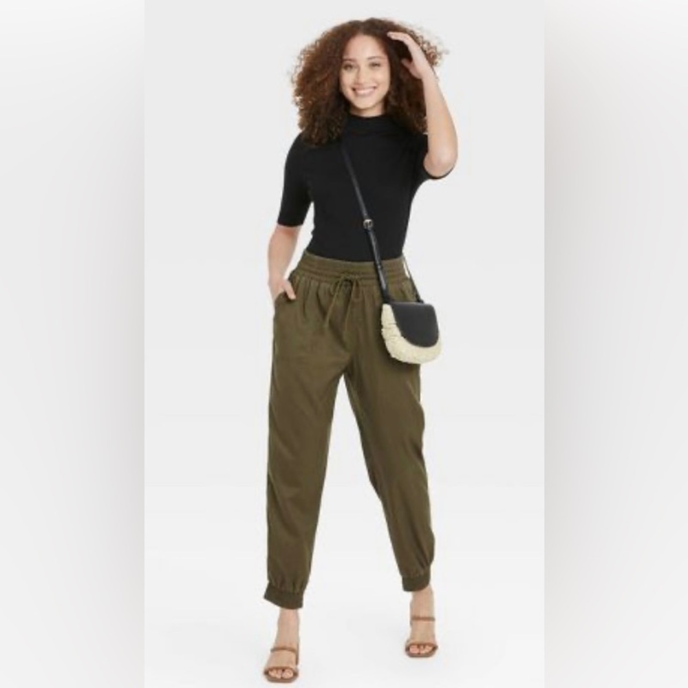 Women's High-Rise Woven Ankle Jogger Pants - A New Day™  XS LIKE NEW!!